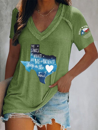 🙏💔Join us in praying for Texas.🙏V-Neck Retro Texas Strong The Stars At Night Are Big And Bright Deep In The Heart Of Texas Print T-Shirt