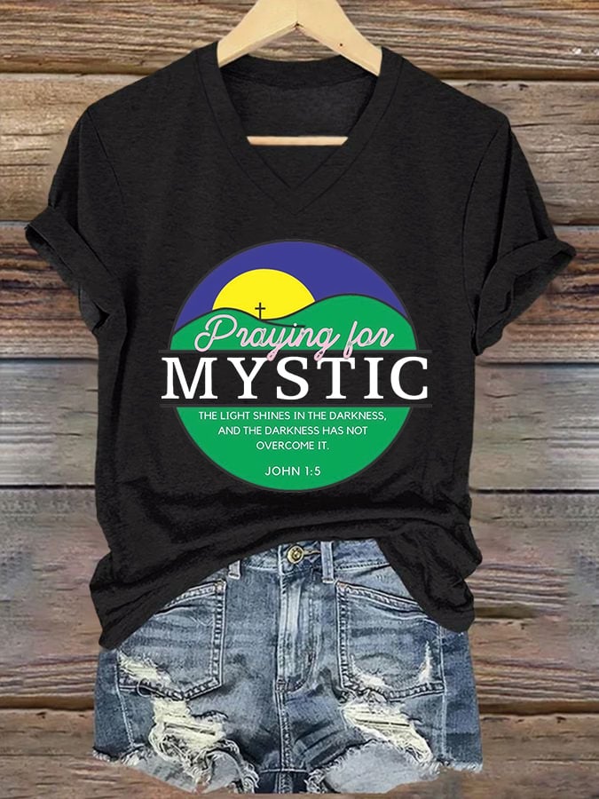 🙏💔Join us in praying for Texas.🙏V-Neck Retro Texas Strong Praying For Mystic The Light Shines In The Darkness, And The Darkness Has Not Overcome It. John 1:5 Print T-Shirt