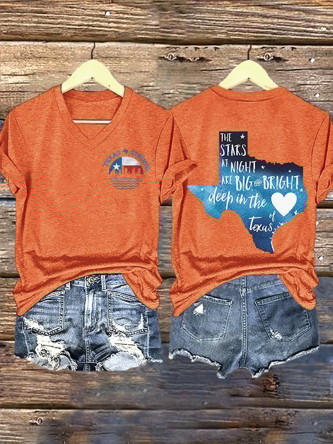 🙏💔Join us in praying for Texas.🙏V-Neck Retro Texas Strong The Stars At Night Are Big And Bright Deep In The Heart Of Texas Print T-Shirt