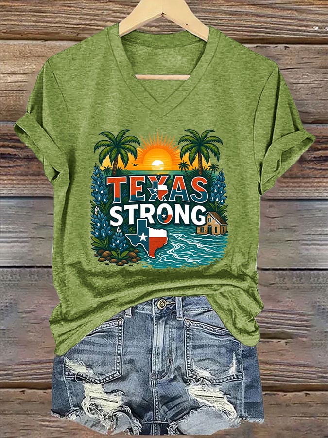 🙏💔Join us in praying for Texas.🙏V-Neck Retro Texas Strong Palm Trees Print T-Shirt