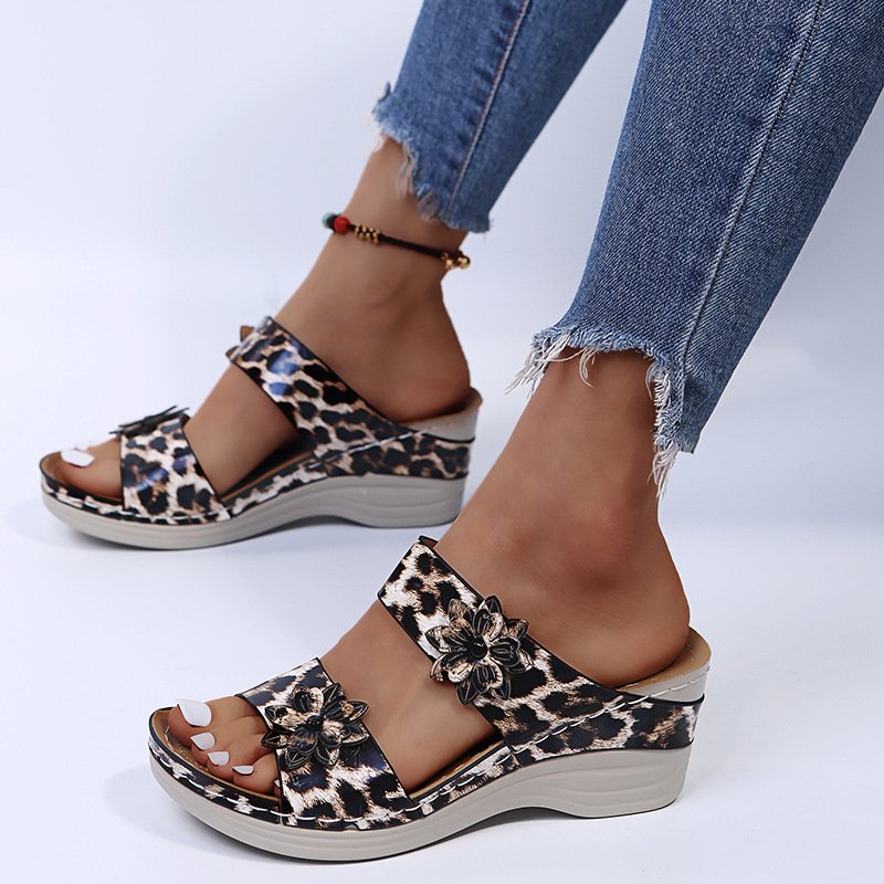 👍Last Day Promotion 70% OFF –2026 🌹New Leopard Print Leather Wedge Soft Sole Sandals