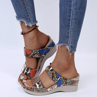 👍Last Day Promotion 70% OFF –2026 🌹New Leopard Print Leather Wedge Soft Sole Sandals