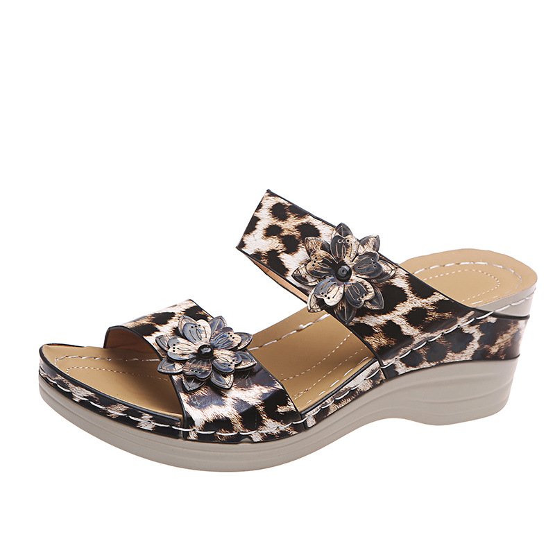 👍Last Day Promotion 70% OFF –2026 🌹New Leopard Print Leather Wedge Soft Sole Sandals