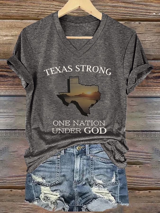 🙏💔Join us in praying for Texas.🙏V-Neck Retro Texas Strong One Nation Under God Print T-Shirt