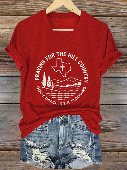 🙏💔Join us in praying for Texas.🙏V-Neck Retro Texas Strong Praying For The Hill Country God’s Grace In The Flooding Print T-Shirt